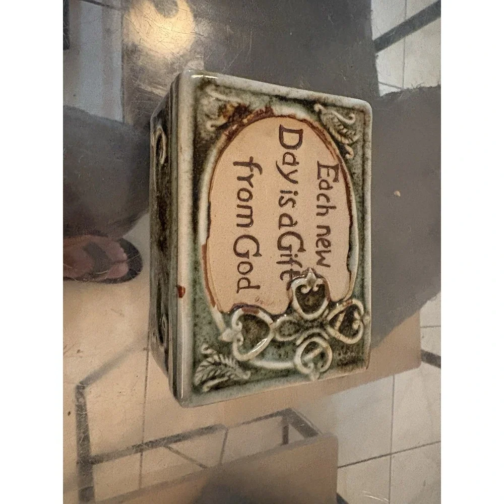 Vintage Ceramic Trinket Box Each New Day Is A Gift From God Keepsake
